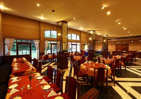 Sangam Hotel, restaurant