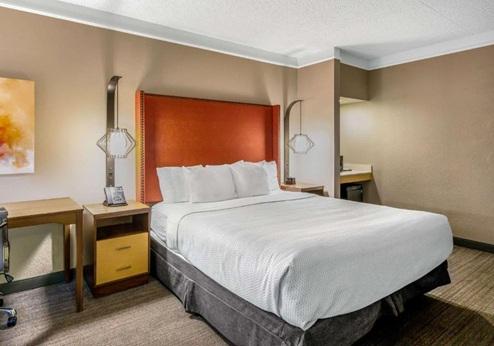 La quinta inn & suites san francisco airport north, kamer