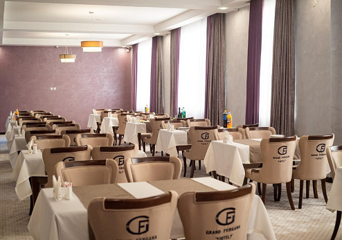 Grand Fergana Hotel, restaurant