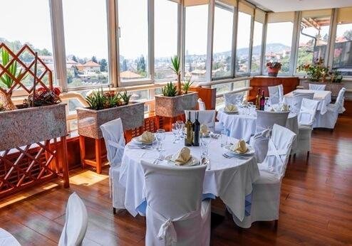 Hotel Saraj, eetzaal