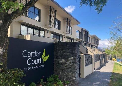 Garden Court Suites & Apartments, buitenkant