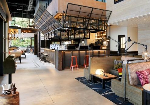 Moxy Osaka Shin Umeda, lounge
