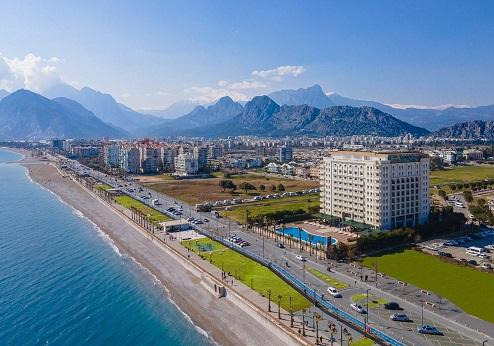 Crowne Plaza Antalya, omgeving