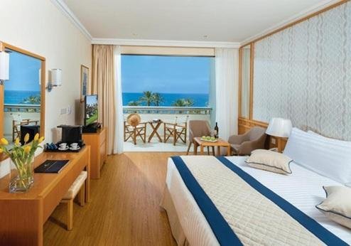 CBH Athena Beach Hotel, kamer