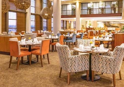 Or Tambo Lodge, restaurant