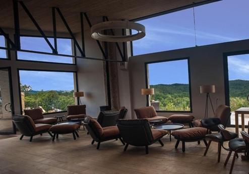 Mantadia Lodge, lounge