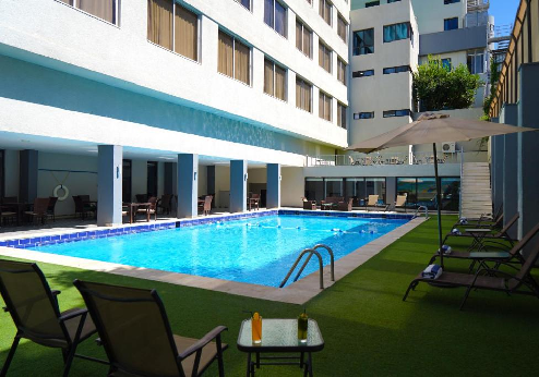 Hotel Mena Tyche, zwembad