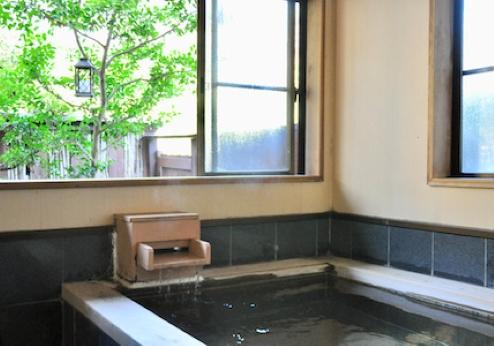 Hanaya inn, verwarmd bad