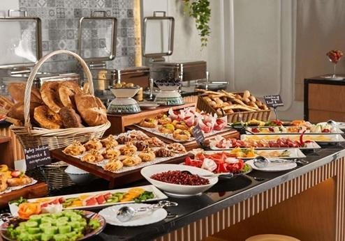 Mövenpick Samarkand, ontbijt