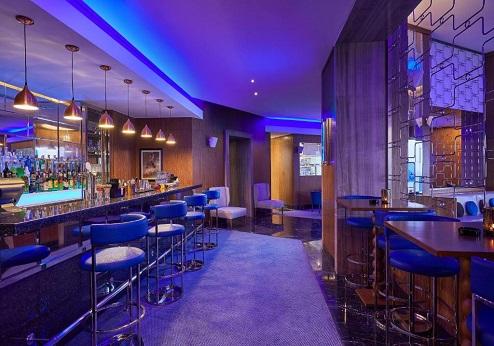 Ramses Hilton Cairo, bar