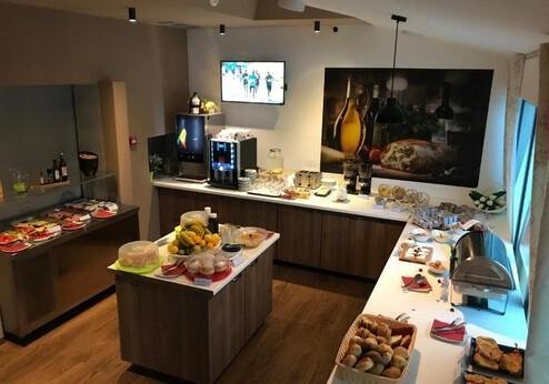 16 lakes hotel, ontbijt