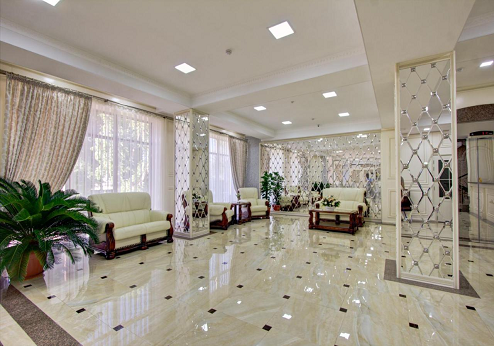 Discovery Hotel, lobby