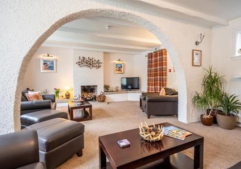 Riverside Guest House, lounge