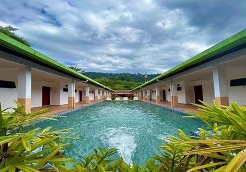 Xcape Resort, zwembad