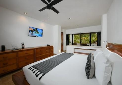 Casa del Jaguar, kamer
