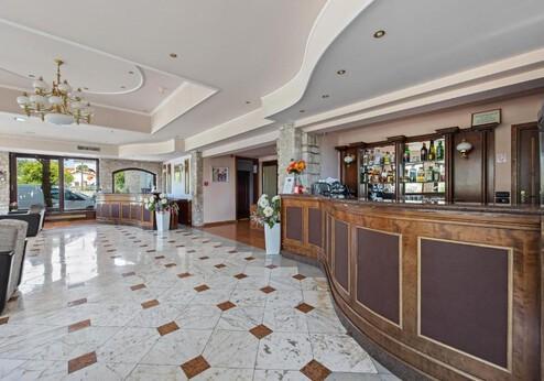 Hotel Minerva, bar