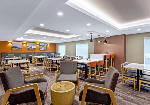 La quinta inn & suites san francisco airport north, ontbijt ruimte