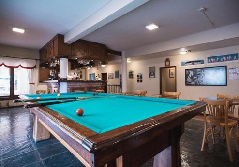 Hotel Bahia Nueva, pooltafel