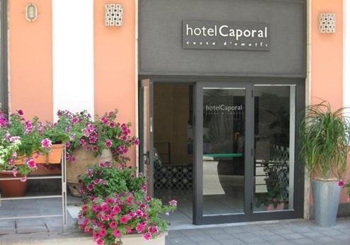 Hotel Caporal, entree