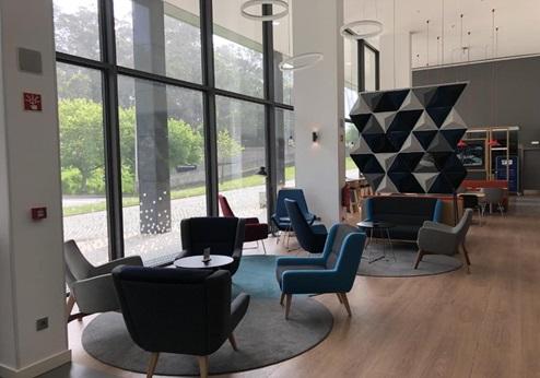 Holiday Inn Express Exponor, lounge