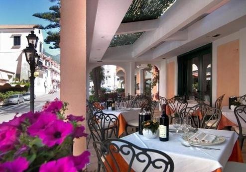 Hotel Santa Lucia, terras