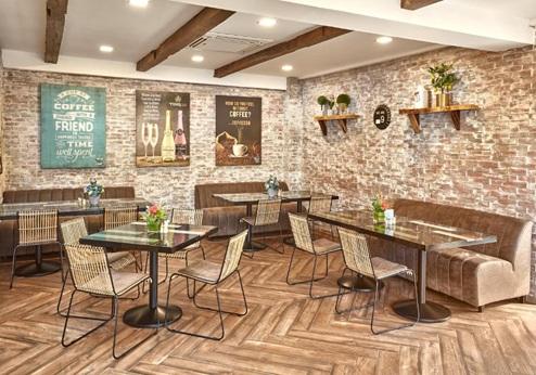 TAG Resort, restaurant