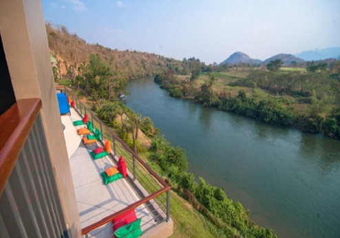 River Kwai Village Hotel, lobby 