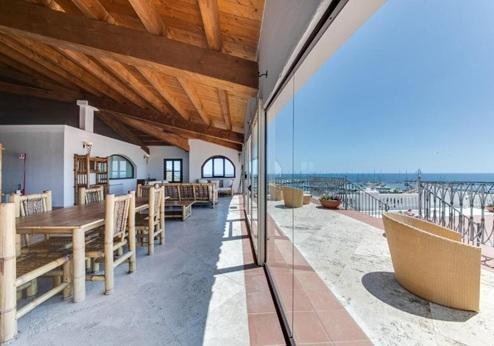 Phi Hotel Sighientu, restaurant