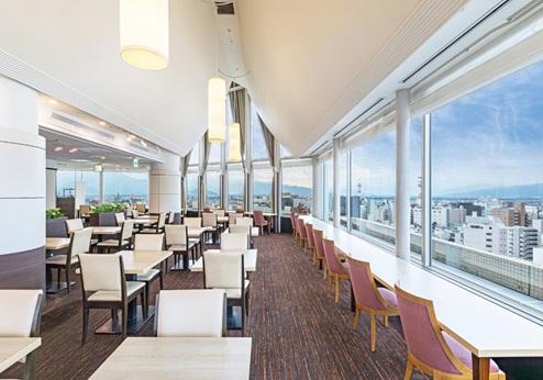 JAL City hotel, Sky restaurant