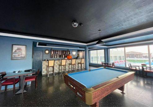 Turtle Beach Resort, bar