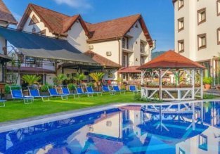 Hotel Korona, Zwembad
