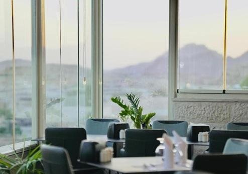 Petra Boutique, restaurant