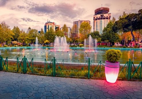 Imperator Hotel, Skanderbegplein op ca. 20 minuten wandelen