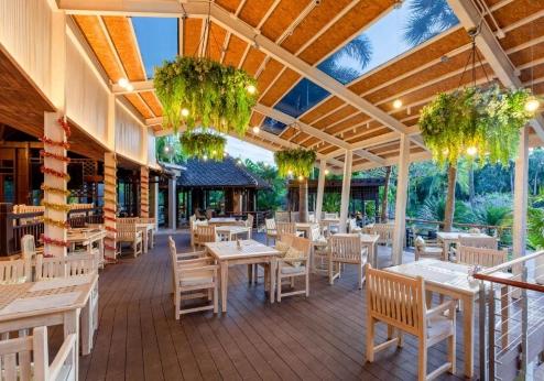 Hotspring Beach Resort & Spa, restaurant