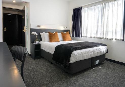 Bay Plaza Hotel, kamer