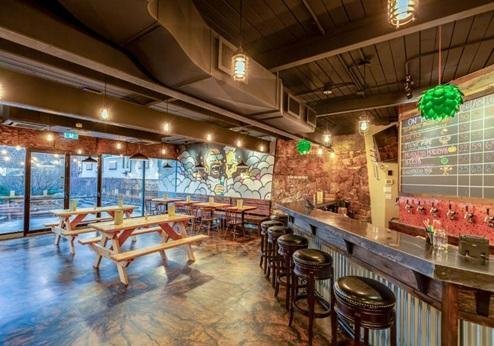 Thompson Hotel, restaurant