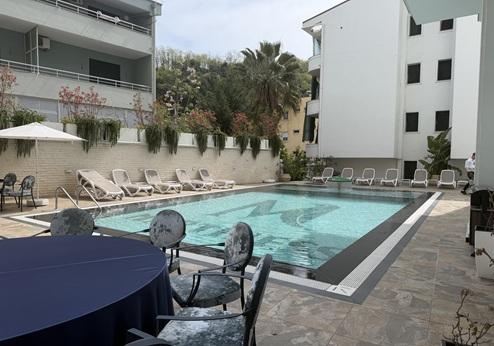 Martiness Hotel Durrës, zwembad