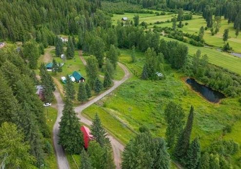 Helmcken Falls Lodge, overview