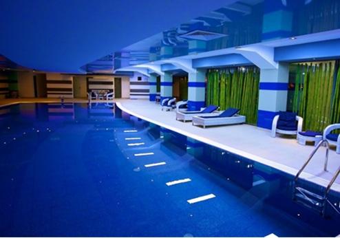 Hotel Delta, zwembad