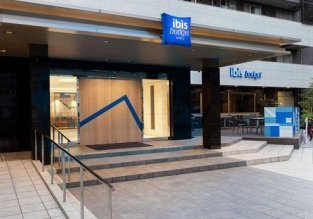 ibis budget Osaka Umeda, entree met terras
