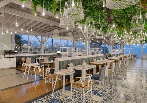Ramada Plaza Antalya, restaurant