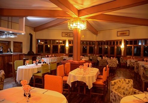 Andasibe Cyperus Hotel, restaurant