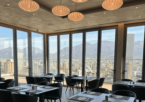 Sky Hotel, uitzicht vanuit de ontbijtzaal