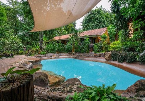Home Phutoey River Kwai Resort, warmwaterbron
