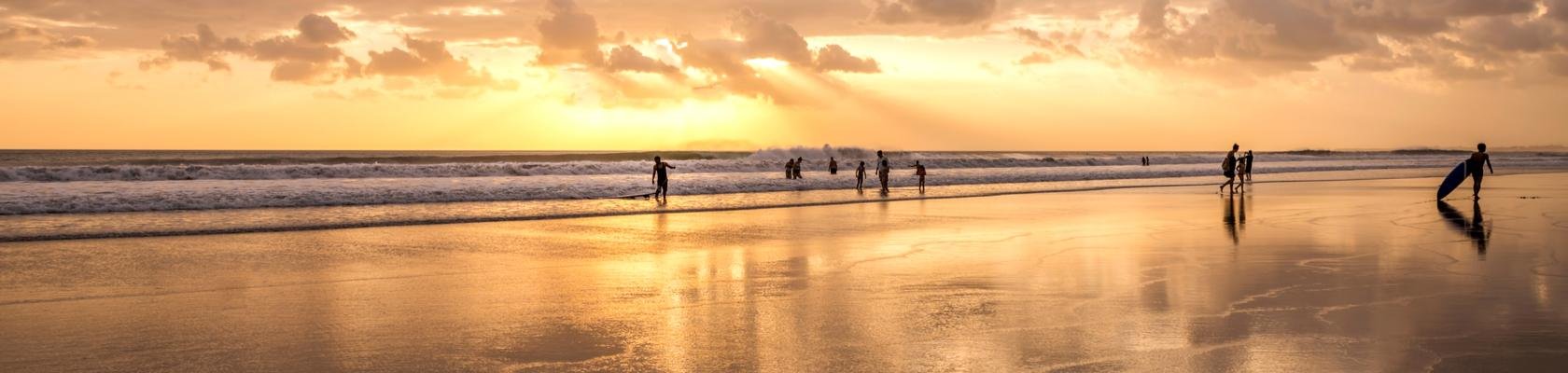 Zonsondergang aan de zuidkust van Bali