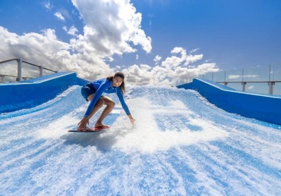 Flowrider op de Icon of the Seas