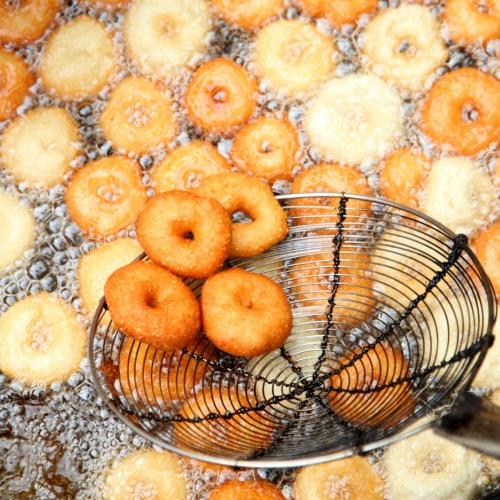 Populaire Zuid-Indiase snack genaamd Medu Vada