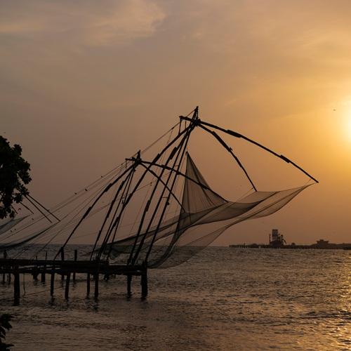 Visnetten van locals, Kerala Backwaters