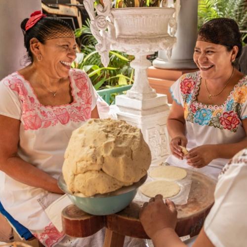 Tortilla's in de maak