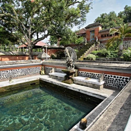 Pura Lingsar, Lombok
